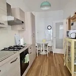 Su E Giu Levante * Rapallo